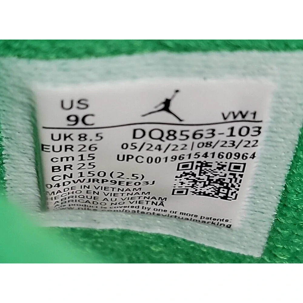 Air Jordan 2 Retro Lucky Green size‎ 9C Toddler shoes DQ8563-103